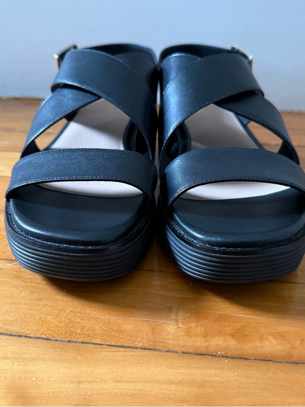 NWOT Cole Haan leather Black Platform Crisscross Sandals size 8B - Picture 4 of 5